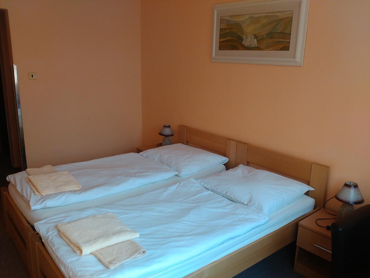 Hotel Preveza Spišská Nová Ves Buitenkant foto